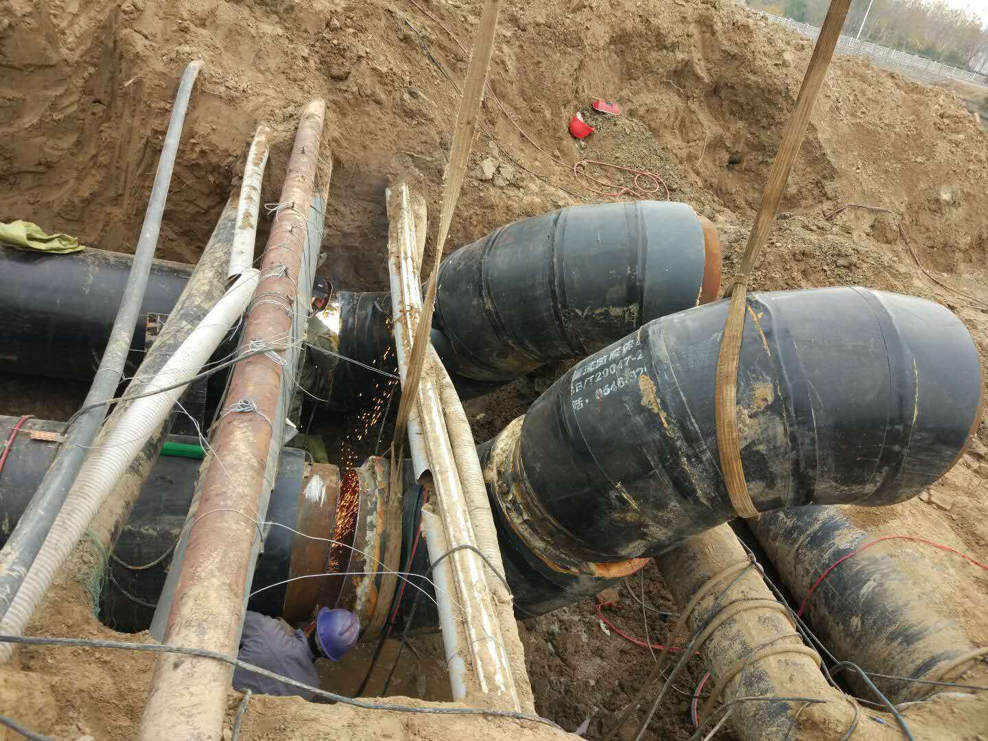 克服艱苦環(huán)境，確保工程順利推進——利津縣城區(qū)集中供熱擴容改造工程紀實